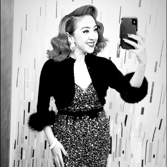 Meet your Posher, Shelly - Picture 2 of 3